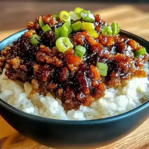 Crispy Honey Garlic Ground Beef Rice Bowl